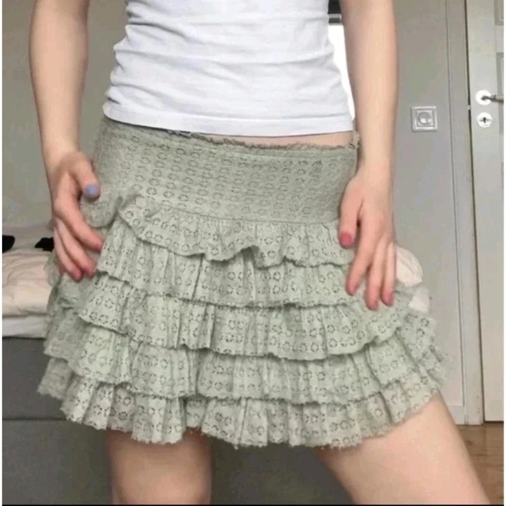 American Eagle Sage‎ Green Coquette Summer High Waisted Ruffle Mini Skort Size L